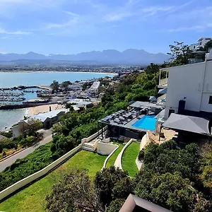 https://bikini-beach-manor.hotels-capetown.com